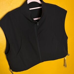 HALARA NWT Black Everyday Weatherproof Full Zip Crop Drawstring Top Jacket XL